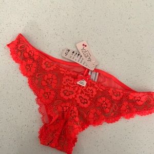 NWT La Senza Brazilian panty
